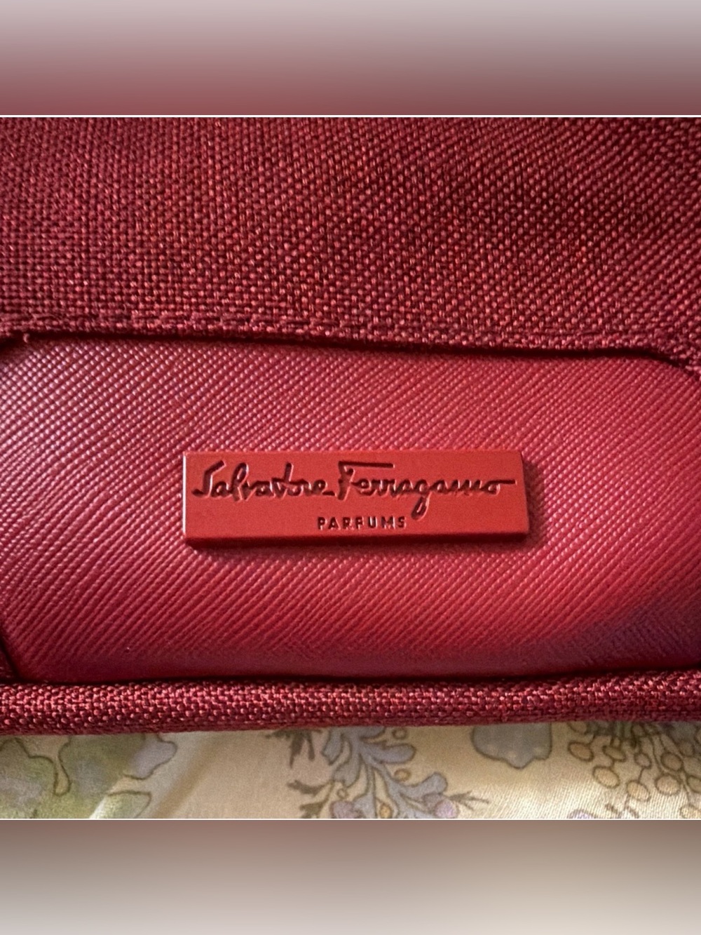 Salvatore Ferragamo Men's Wine Red Travel Pouch
NWT - Picture 2 of 7